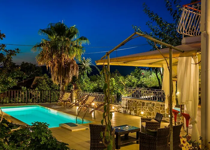 Guest house Oasis Complex 3*