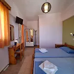 Oasis Complex 3* Kardhakáta